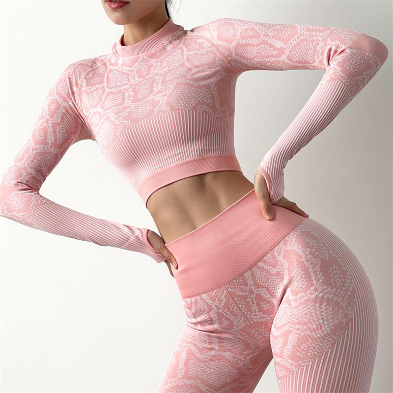 2021 Activewear Fitness Clothing 2 Piece Gym Outfit Snakeskin Print High Waist Legging and Long Sleeve Crop Top Seamless Yoga Tracksuits Women Workout Gym Set