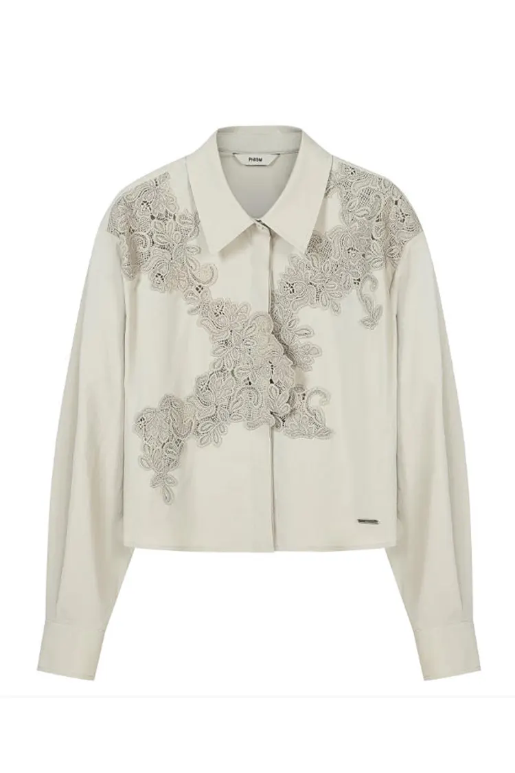 How to Choose the Perfect Women's Office Blouse for Professional Style and All-Day Comfort