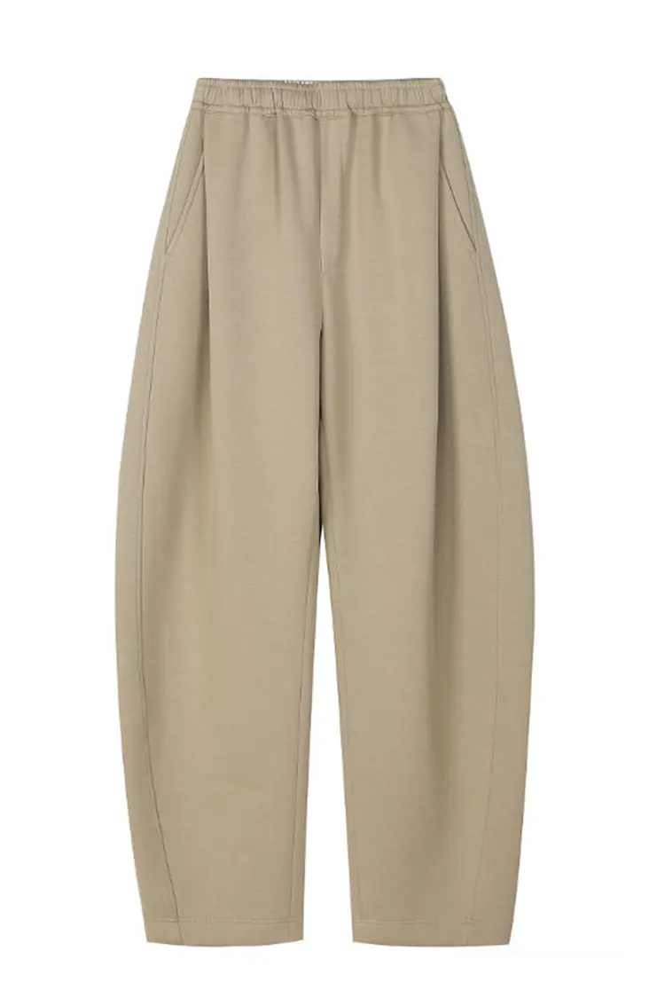 How to Choose Sports Pants for Women?