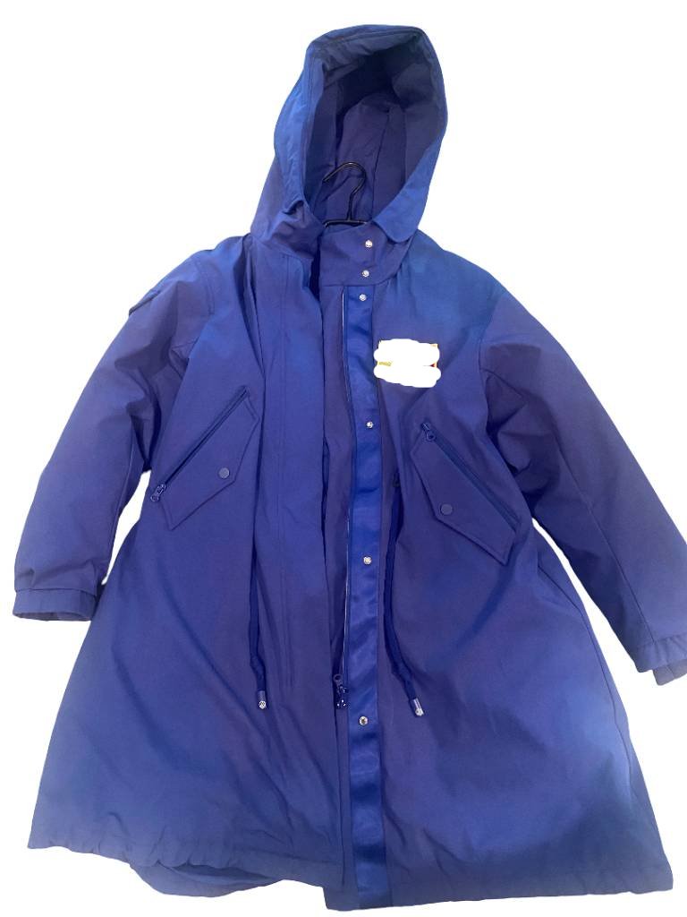 How Womens Down Jackets Provide Reliable Warmth and Style for Modern Women