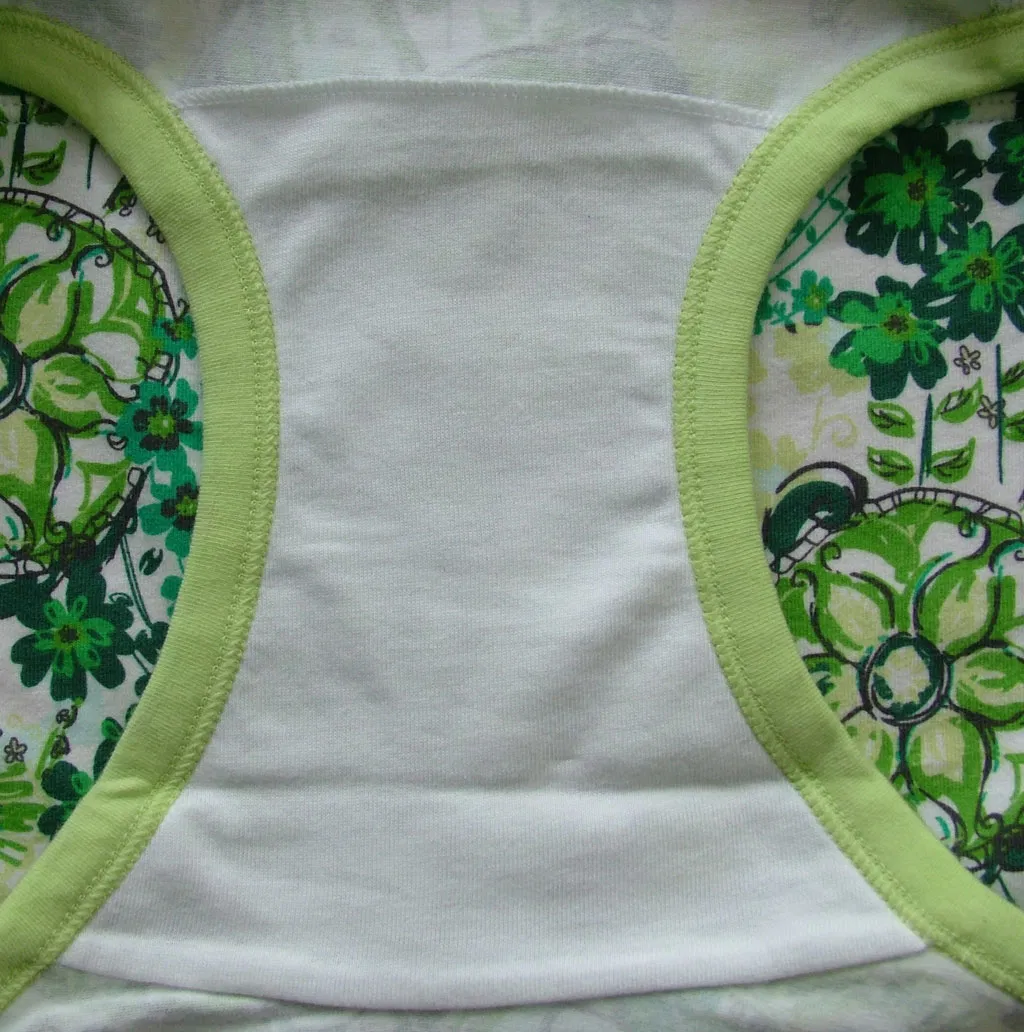 Flower Printed Brief Set in Good Price and Quality