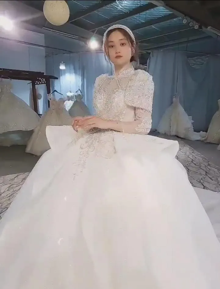 Luxury Sequin Beaded Sexy Custom-Made Size Bridal Dress Wedding Dresses Gown