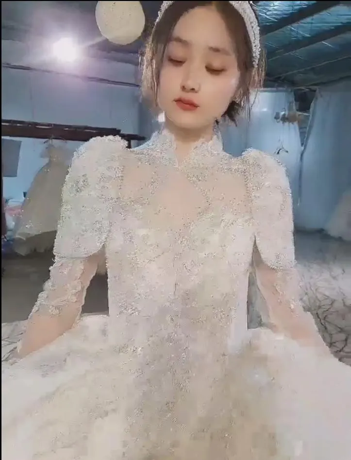 Luxury Sequin Beaded Sexy Custom-Made Size Bridal Dress Wedding Dresses Gown