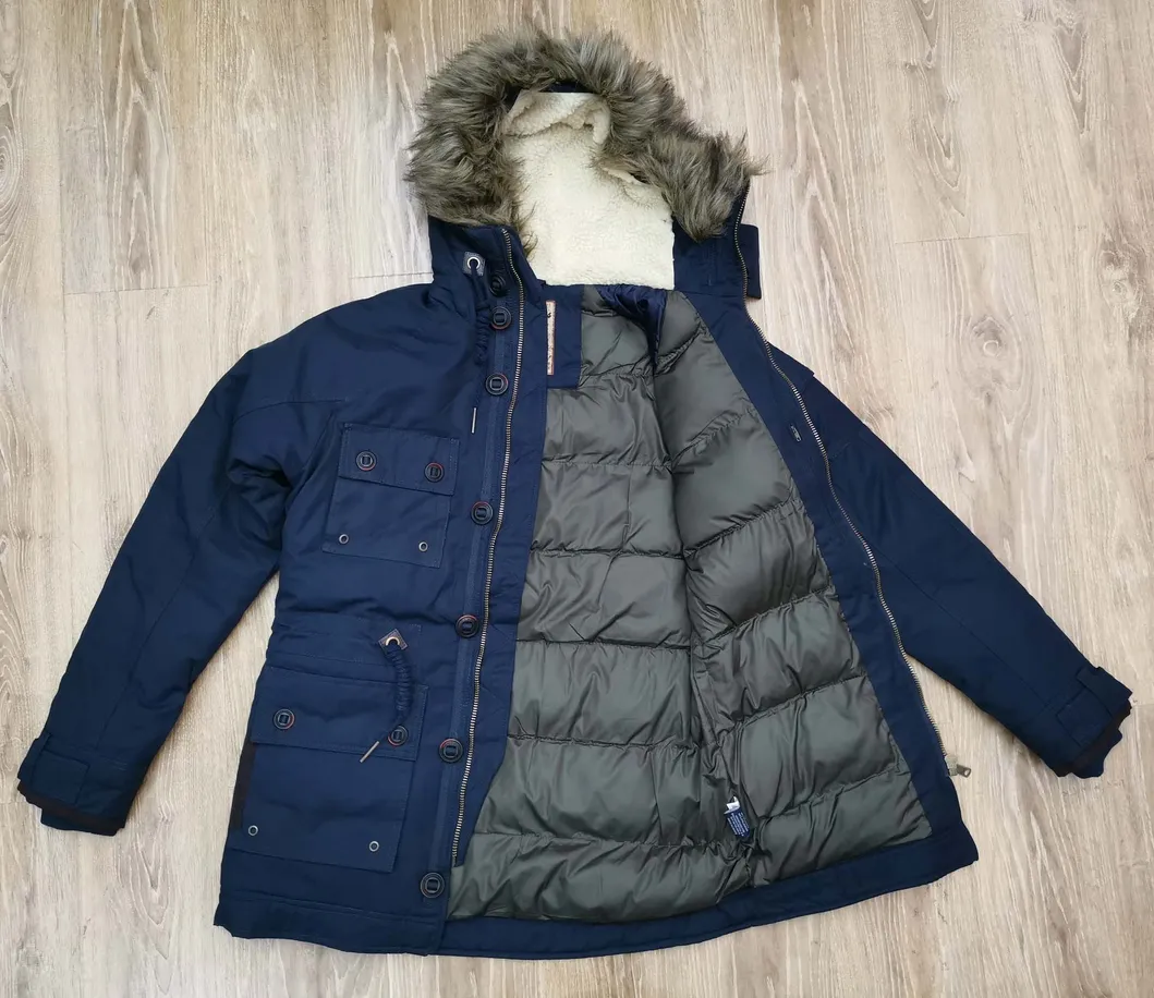 Men′s Faux-Fur Hood Slim Wasit Cord Winter Coat