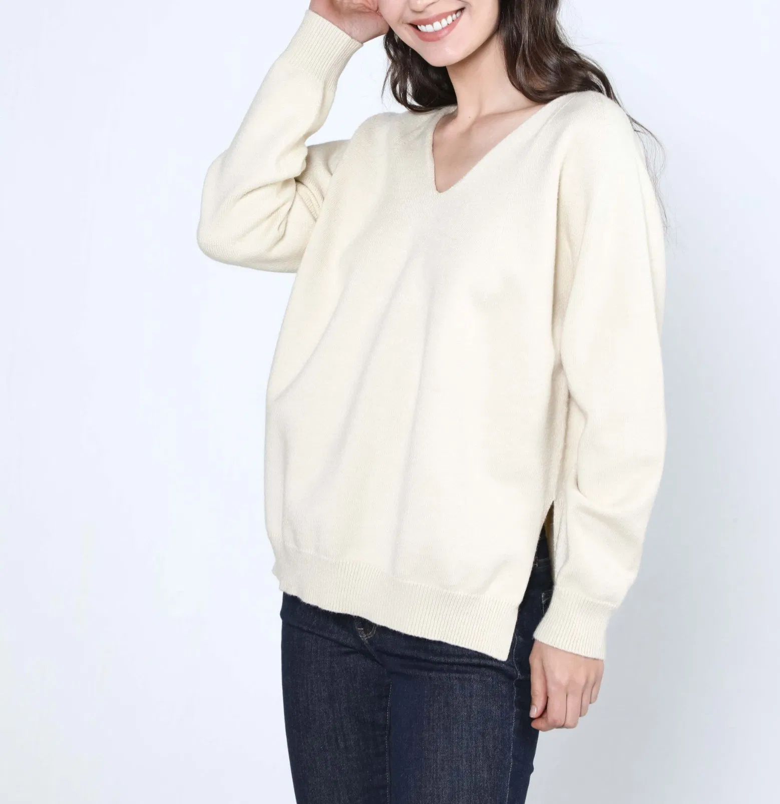 Precious Alpaca Nylon Blends Ladies Oversize V-Neck Jumper Sweater-3ply