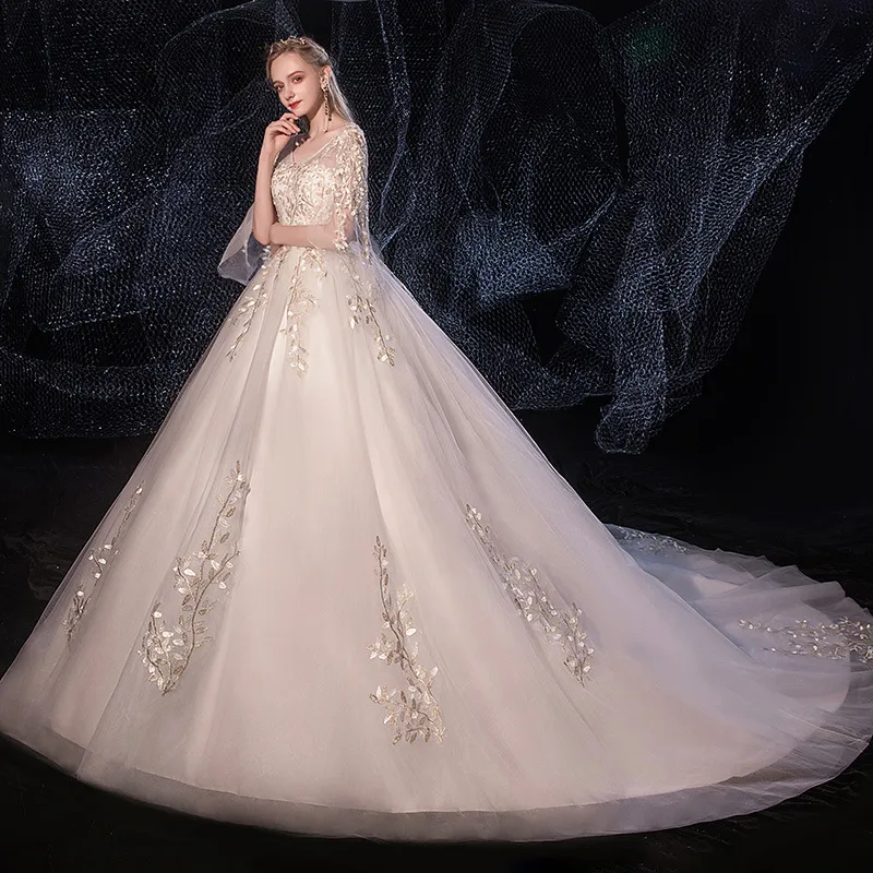 Shipping Immediately V-Neck Wedding Dress with Beading Decoration for Wedding