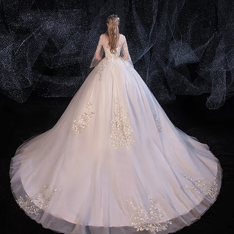 Shipping Immediately V-Neck Wedding Dress with Beading Decoration for Wedding