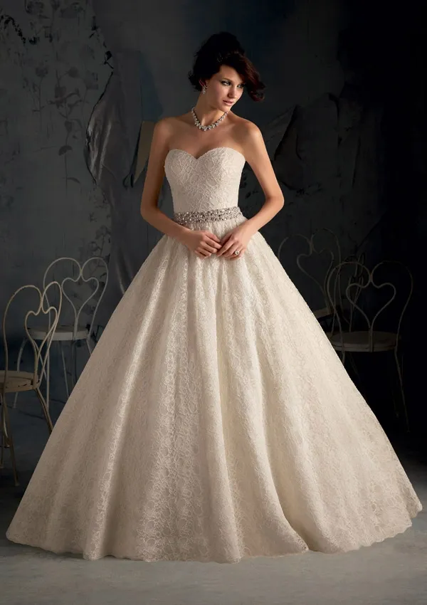 Sweetheart Wedding Gowns Lace jewelry Beading Sash Princess Wedding Dresses