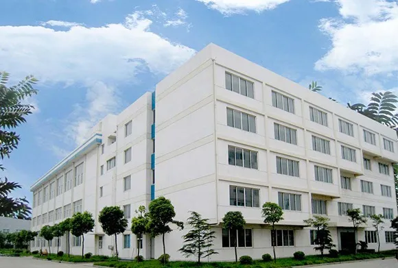 Women′ S Sexy Wedding Dress Halter Long Skirt Dress